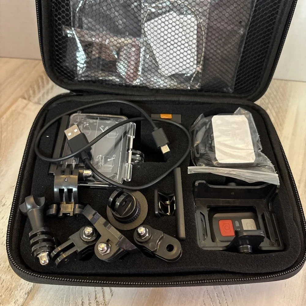 Apeman A87 Action Camera, 4K, 40m Waterproof, Wi-fi Control.‎ New